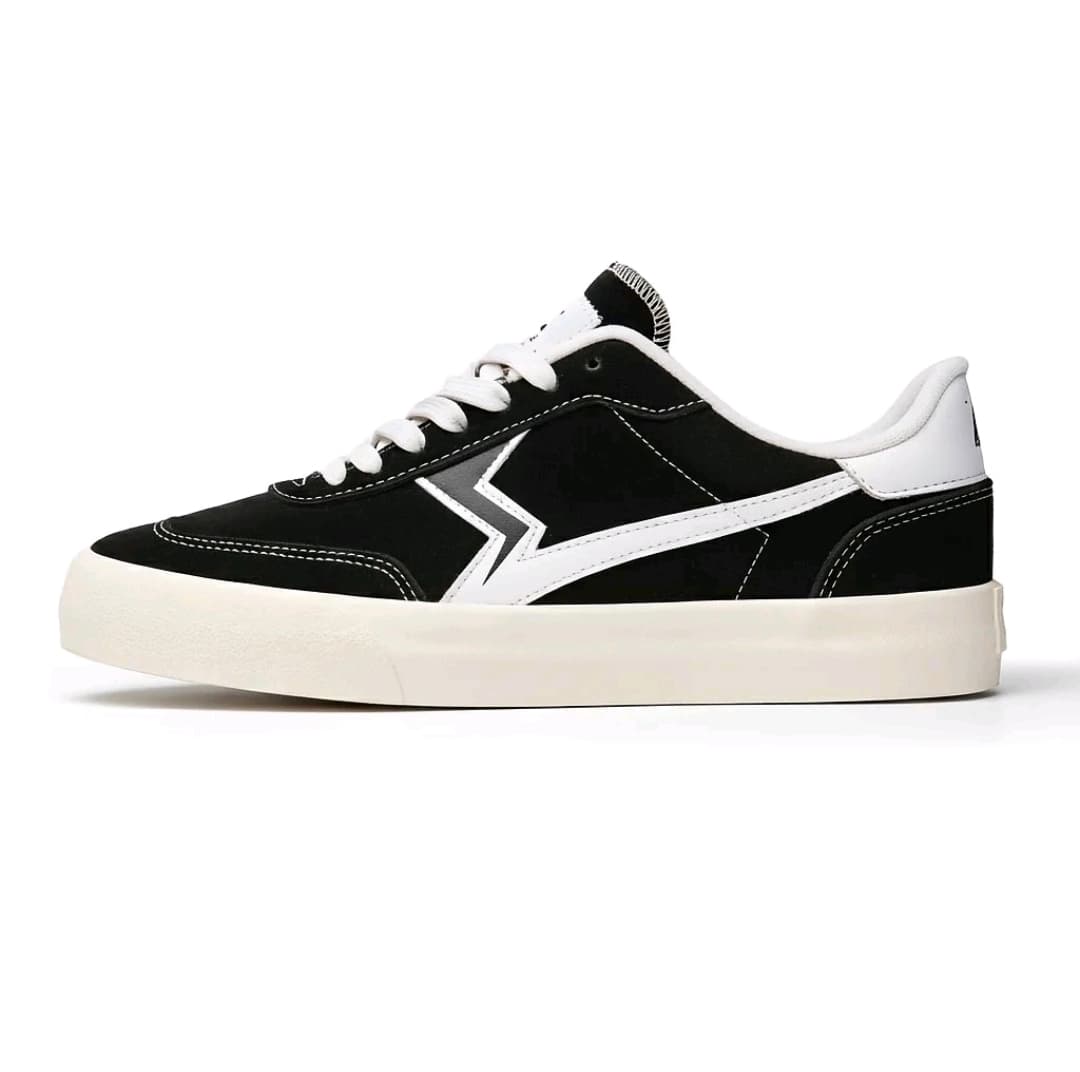 ARPRIZE SHAF BLACK WHITE SNEAKERS